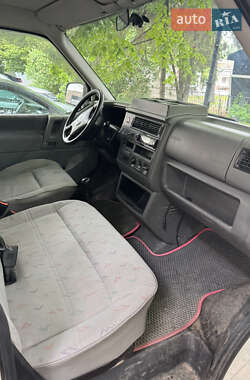 Минивэн Volkswagen Transporter 2002 в 