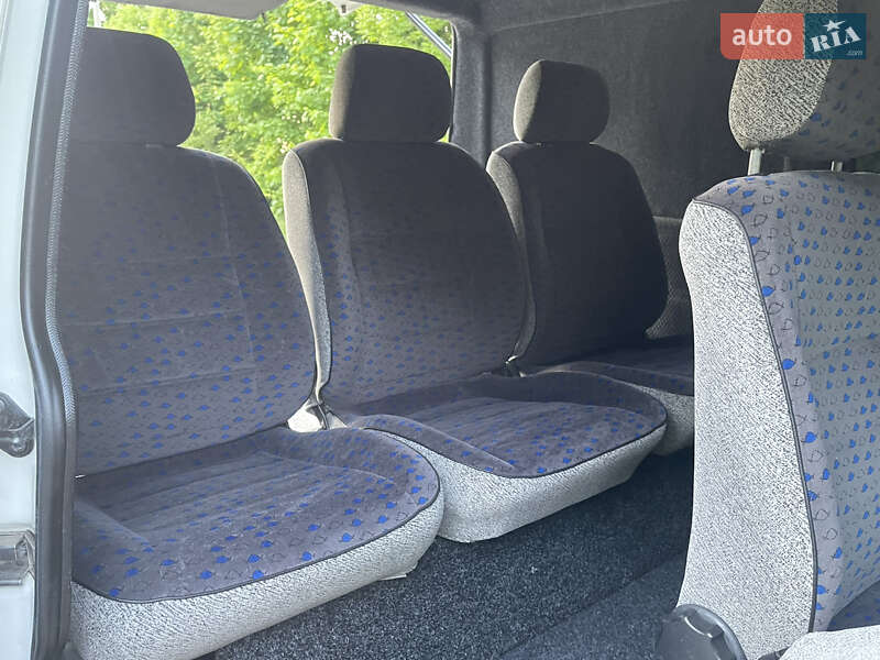 Минивэн Volkswagen Transporter 1999 в Радивилове