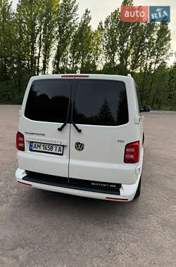 Мінівен Volkswagen Transporter 2017 в 