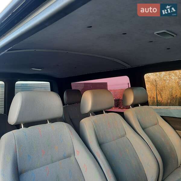 Мінівен Volkswagen Transporter 2006 в Миколаєві