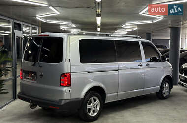 Грузовой фургон Volkswagen Transporter 2015 в 