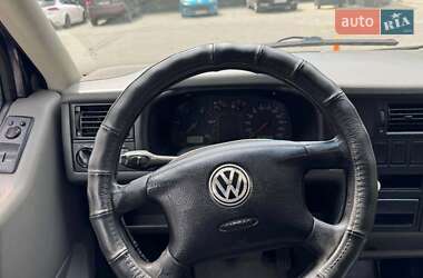 Мінівен Volkswagen Transporter 2002 в 