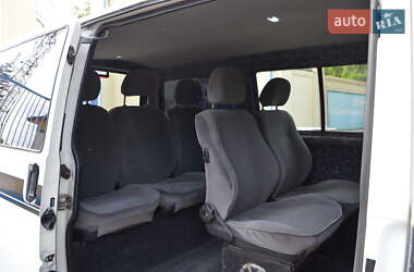 Минивэн Volkswagen Transporter 2003 в 