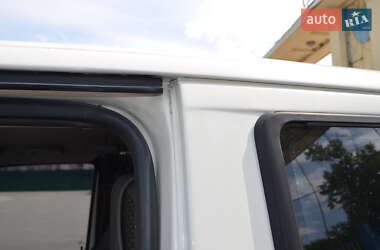 Минивэн Volkswagen Transporter 2003 в 