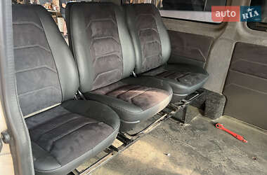 Мінівен Volkswagen Transporter 2008 в 