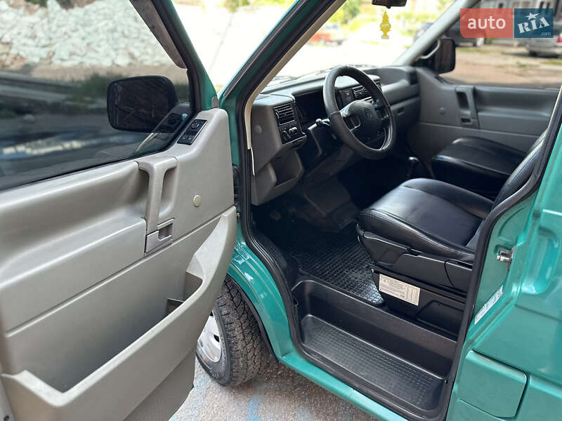 Мінівен Volkswagen Transporter 1996 в Житомирі