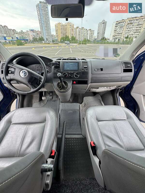 Минивэн Volkswagen Transporter 2007 в Киеве