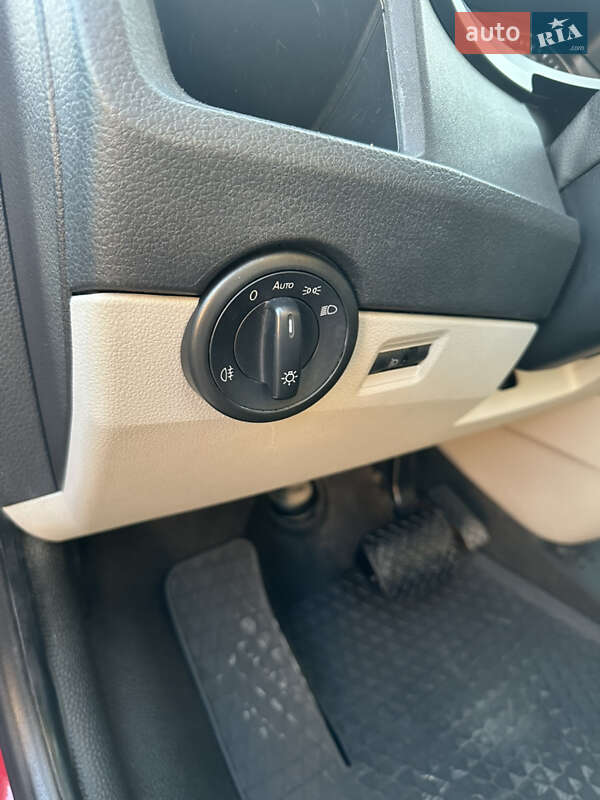 Минивэн Volkswagen Transporter 2016 в Ужгороде