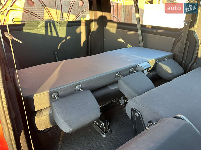 Минивэн Volkswagen Transporter 2016 в Ужгороде