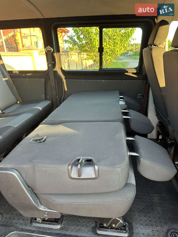 Минивэн Volkswagen Transporter 2016 в Ужгороде