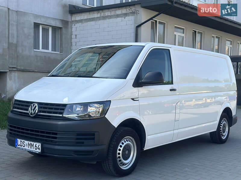 Вантажний фургон Volkswagen Transporter 2018 в Дубні