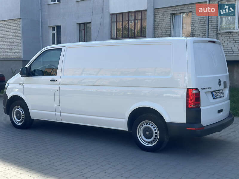 Вантажний фургон Volkswagen Transporter 2018 в Дубні