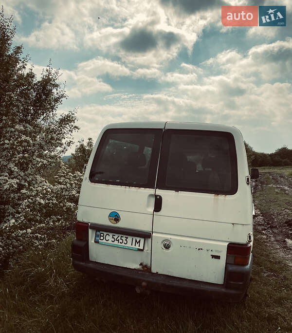Мінівен Volkswagen Transporter 2001 в Золочеві