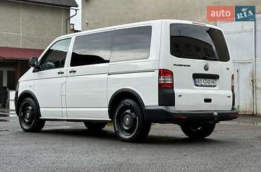 Минивэн Volkswagen Transporter 2014 в 