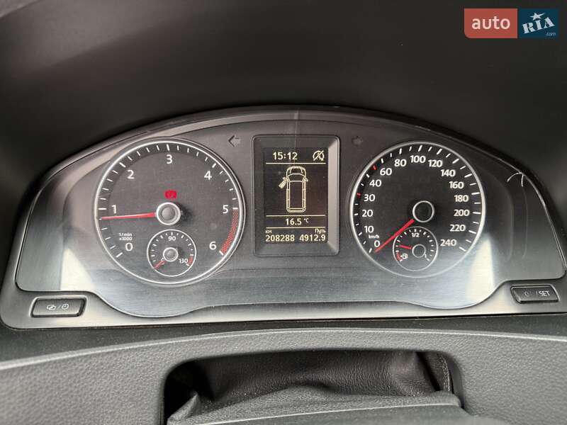 Мінівен Volkswagen Transporter 2014 в Тячеві