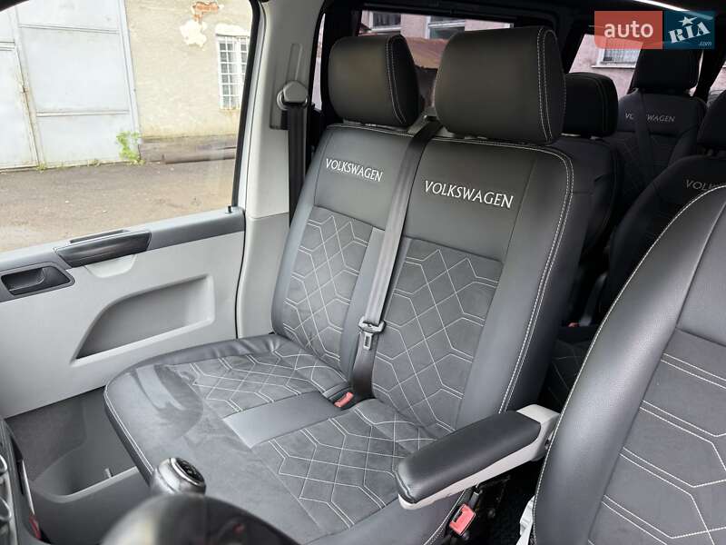 Мінівен Volkswagen Transporter 2014 в Тячеві