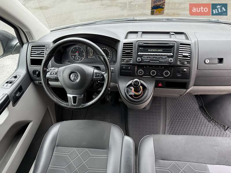 Мінівен Volkswagen Transporter 2014 в Тячеві
