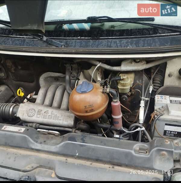 Минивэн Volkswagen Transporter 1995 в Сновске