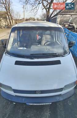 Мінівен Volkswagen Transporter 2000 в 