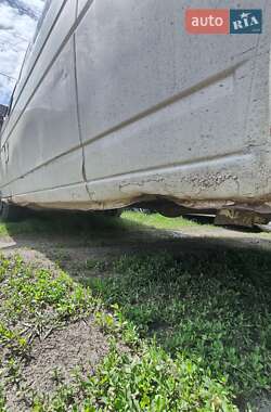 Мінівен Volkswagen Transporter 2000 в 