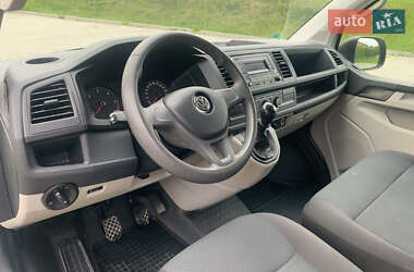 Минивэн Volkswagen Transporter 2017 в 