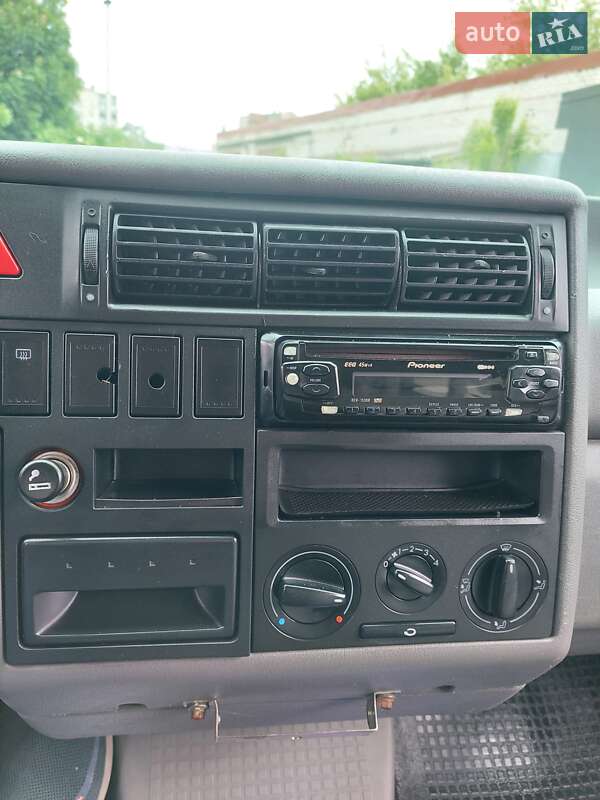Мінівен Volkswagen Transporter 1999 в Луцьку