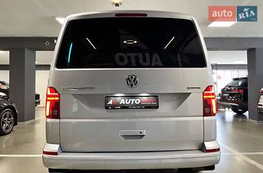 Минивэн Volkswagen Transporter 2019 в 