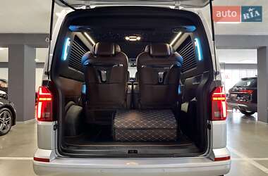 Минивэн Volkswagen Transporter 2019 в 