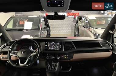 Минивэн Volkswagen Transporter 2019 в 