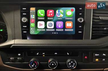 Минивэн Volkswagen Transporter 2019 в 