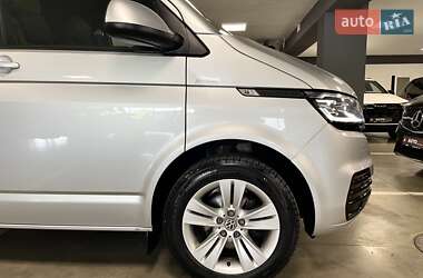 Минивэн Volkswagen Transporter 2019 в 