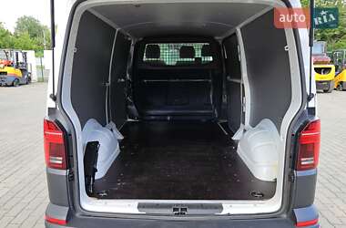 Грузовой фургон Volkswagen Transporter 2020 в 
