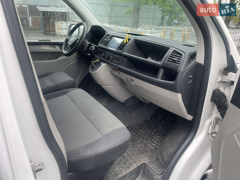 Минивэн Volkswagen Transporter 2017 в Житомире