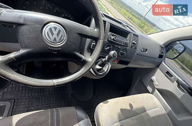Минивэн Volkswagen Transporter 2006 в 