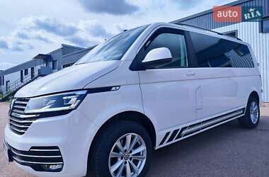 Минивэн Volkswagen Transporter 2021 в 