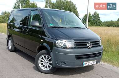 Минивэн Volkswagen Transporter 2011 в 