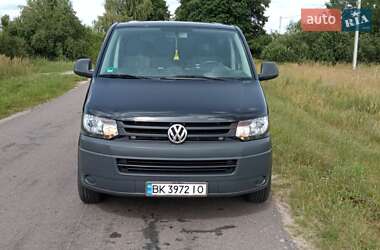 Минивэн Volkswagen Transporter 2011 в 
