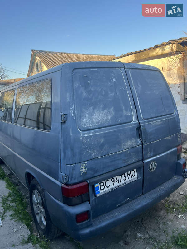 Минивэн Volkswagen Transporter 2000 в Киеве