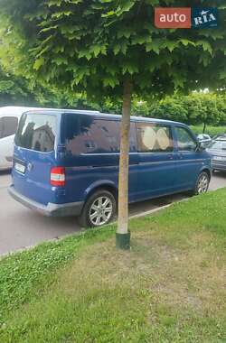 Грузовой фургон Volkswagen Transporter 2010 в 