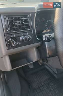 Мінівен Volkswagen Transporter 2003 в 