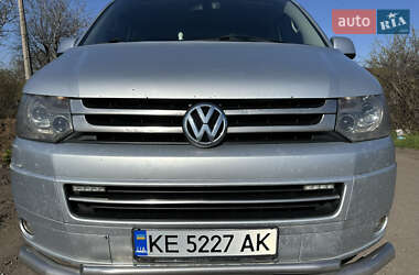 Вантажний фургон Volkswagen Transporter 2010 в Олександрівці