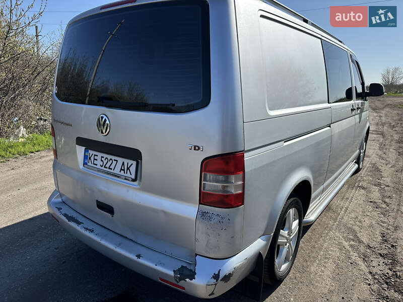 Грузовой фургон Volkswagen Transporter 2010 в Немирове