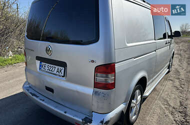 Грузовой фургон Volkswagen Transporter 2010 в 