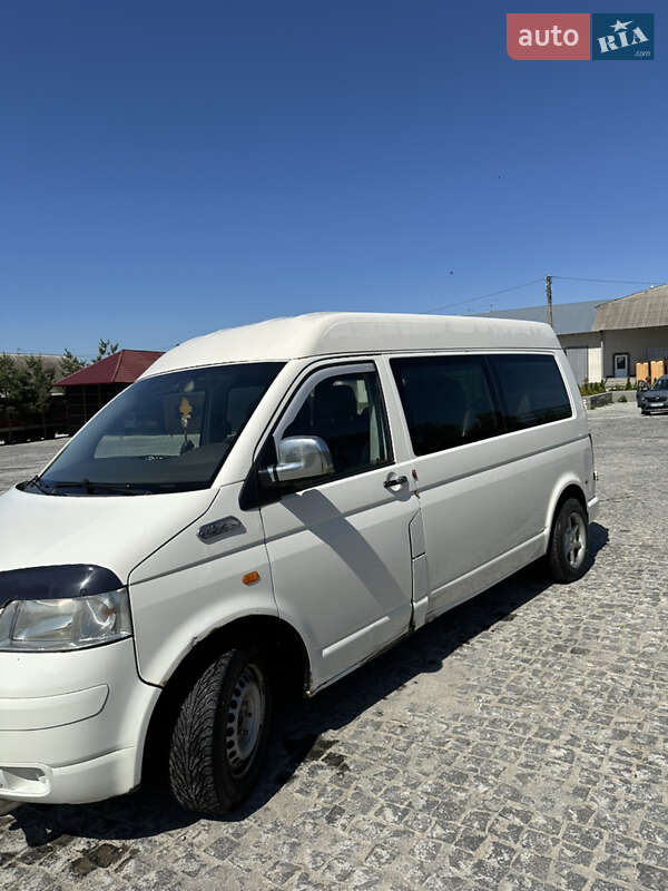 Минивэн Volkswagen Transporter 2005 в Кельменцах