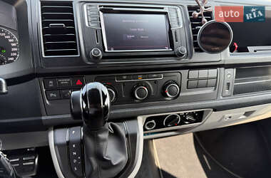 Минивэн Volkswagen Transporter 2018 в 