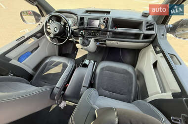 Минивэн Volkswagen Transporter 2018 в 