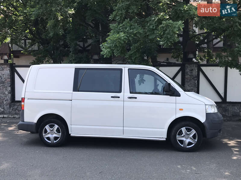 Минивэн Volkswagen Transporter 2005 в Белой Церкви