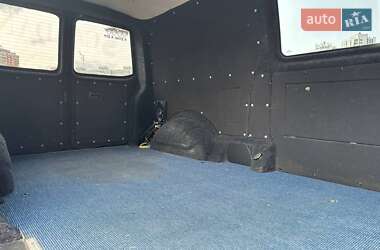 Грузовой фургон Volkswagen Transporter 2011 в 