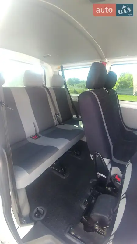 Volkswagen Transporter 2015 VIN WV2ZZZ7HZFX020935 фото оголошення 3 з 41