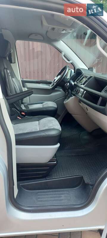 Минивэн Volkswagen Transporter 2015 в Киеве